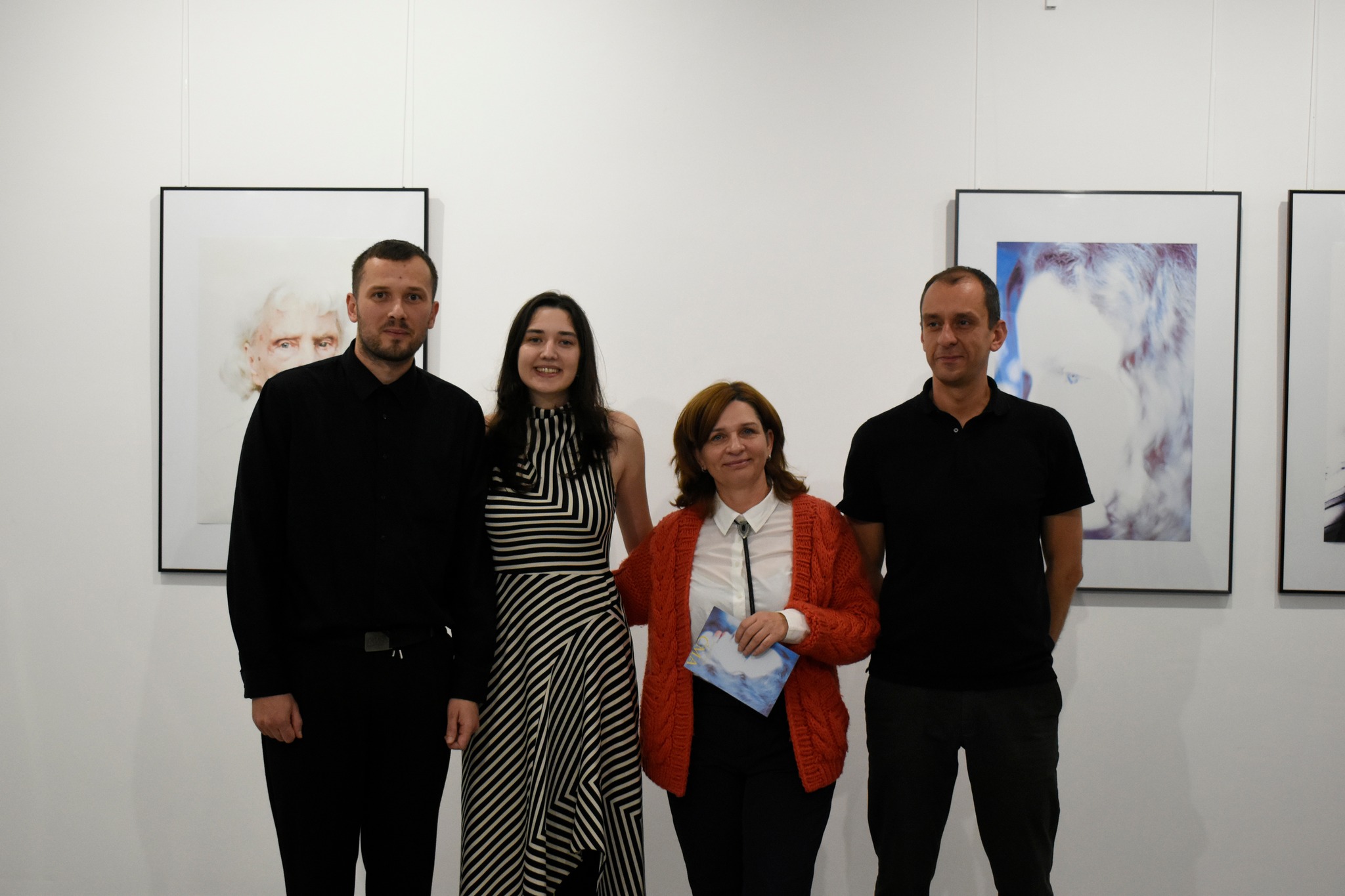 Ćma wleciała do galerii