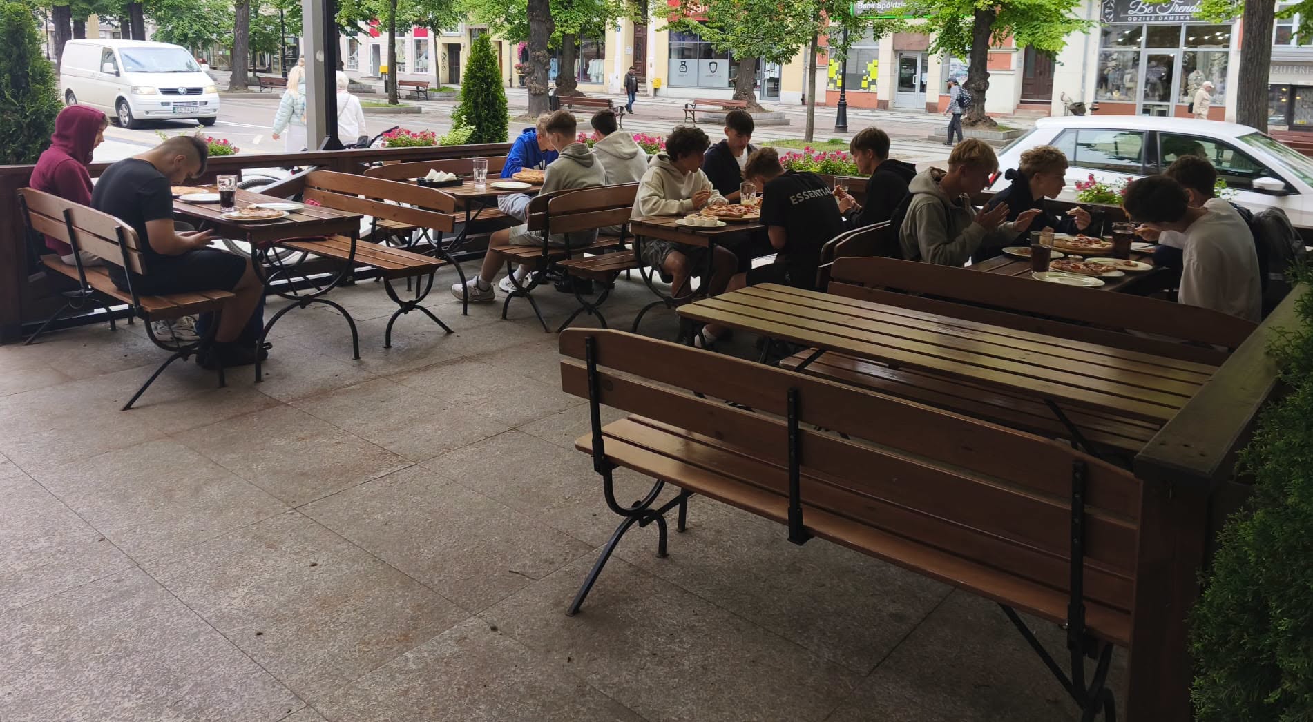 Wizyta w przedszkolu, pizza i sparing!